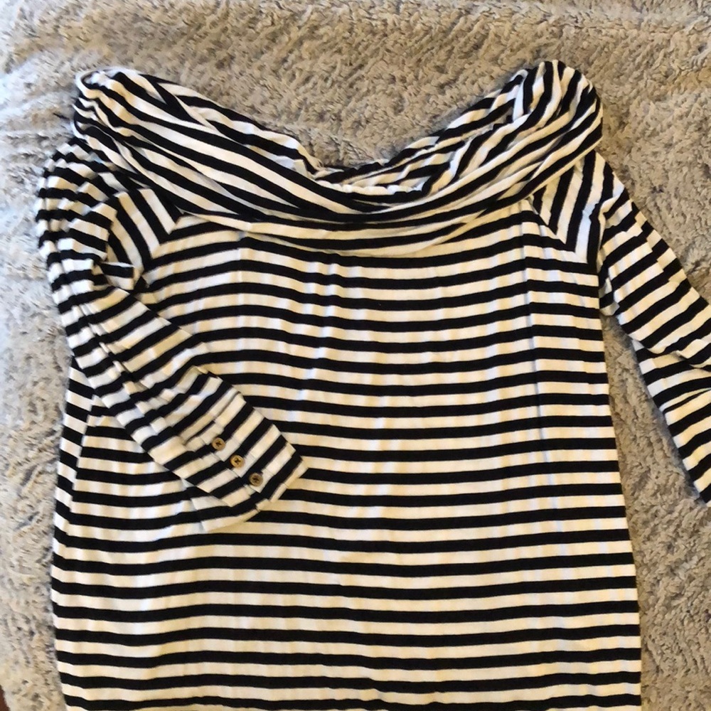 Off shoulder stripe long sleeved shirt